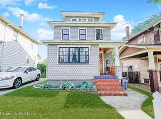 137 Hagaman Pl, Staten Island, NY 10302