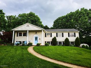11 Elm Hl, Hillsdale, MI