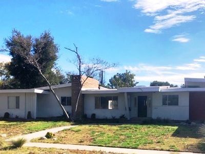 3555 Broadmoor Blvd, San Bernardino, CA, 92404