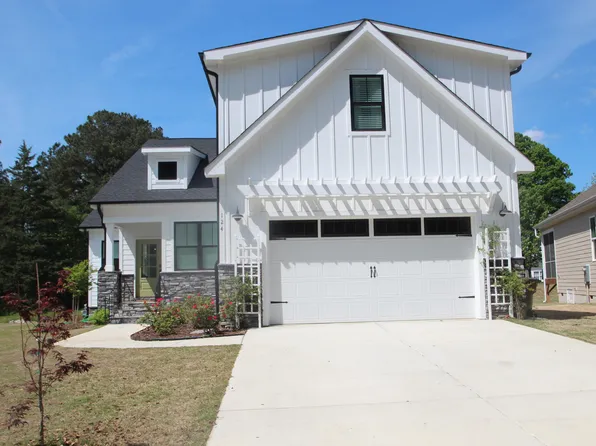 124 Lager Ln, Garner, NC 27529