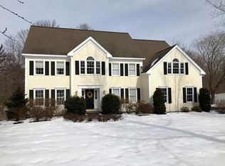 27 Morningside Dr, Topsfield, MA 01983