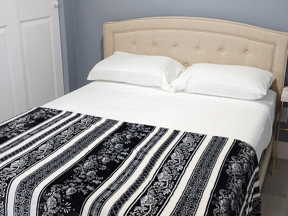 1st image of 7915 Croton Ave #2