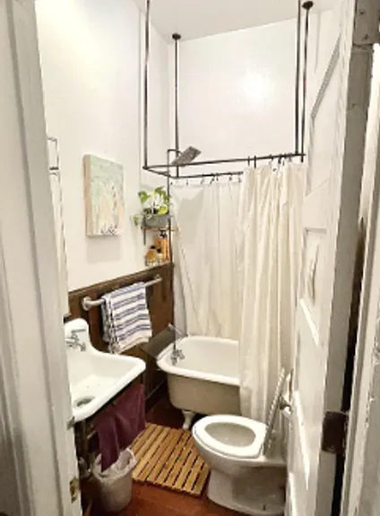 1656 S Throop St #1R — Photo 9