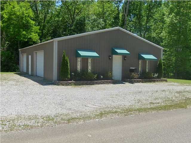 1st image of 170 Oakview Dr