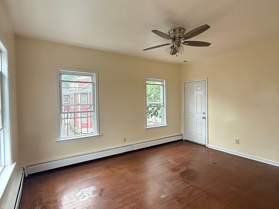 1st image of 53 Johnson St