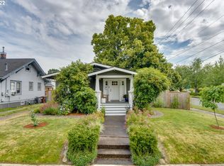 106 NE Jackson St, Hillsboro, OR