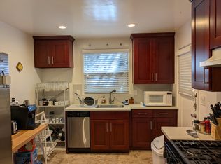 2390 Williams St #4, Palo Alto, CA 94306
