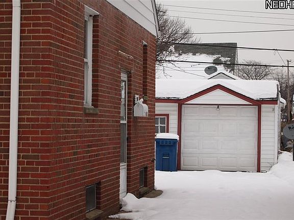 2nd image of 287 E 322nd St