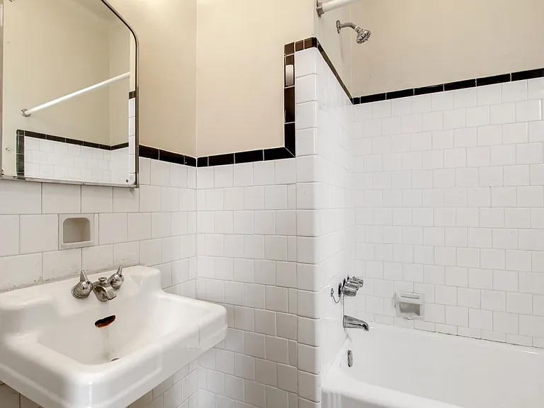 4540 Canal — Photo 11