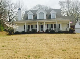 8805 Robertson Ln N, Olive Branch, MS 38654