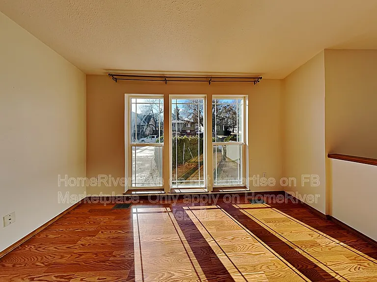 1811 E 8th Ave — Photo 3