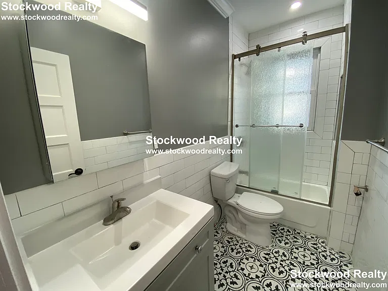 25 Hinckley St #3 — Photo 9