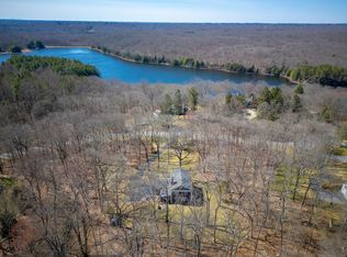 40 Edgewater Dr, Wilton, CT 06897