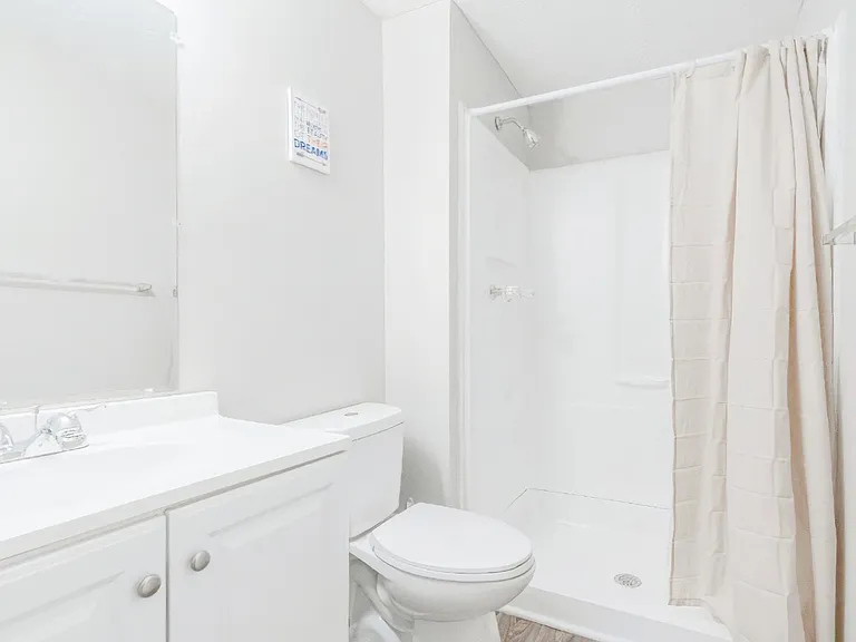 Kristen Cv — Photo 6
