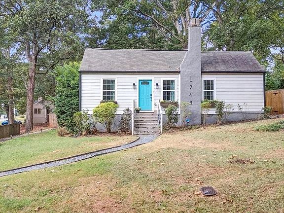2nd image of 1743 Old Hickory St