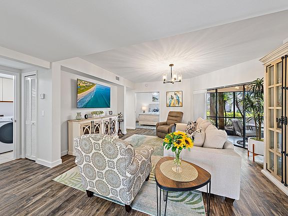 4th image of 111 Waterview Drive #1110