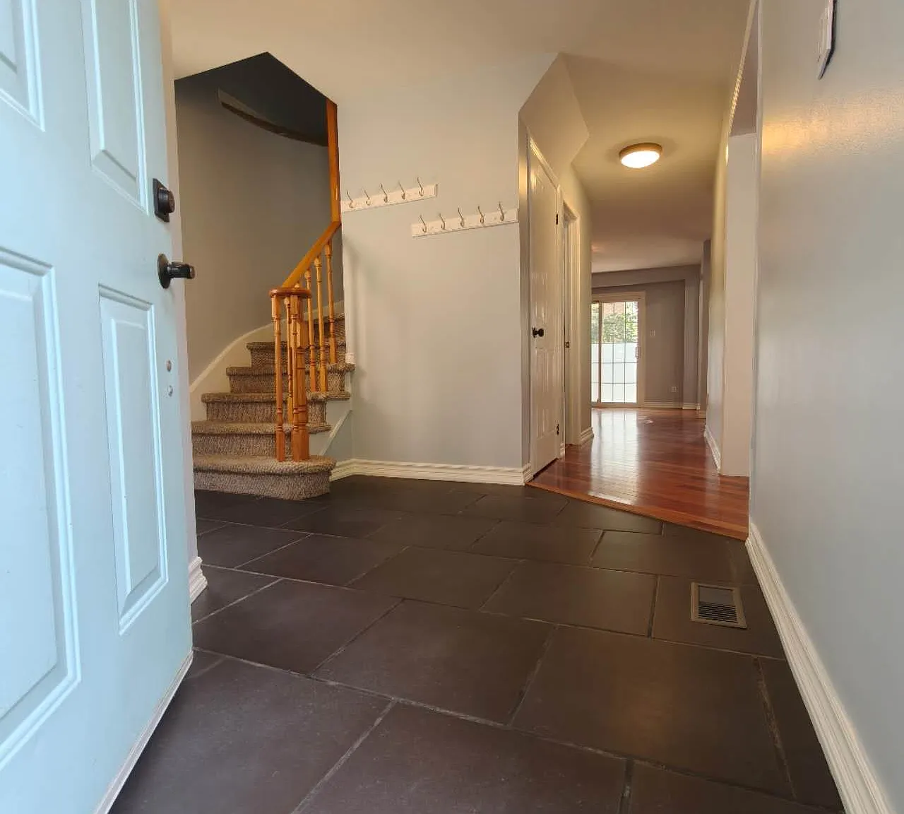 5 bed, $3,500 — Photo 3