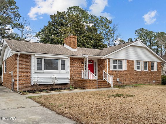 3rd image of 108 Ramona Avenue