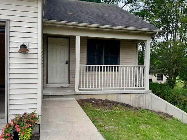 1080 60th St SE, Grand Rapids, MI 49508