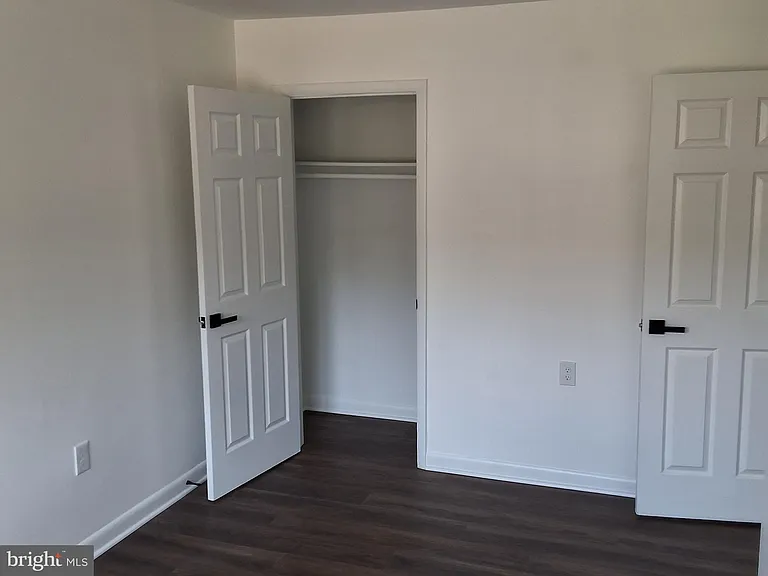 14874 Emberdale Dr — Photo 10
