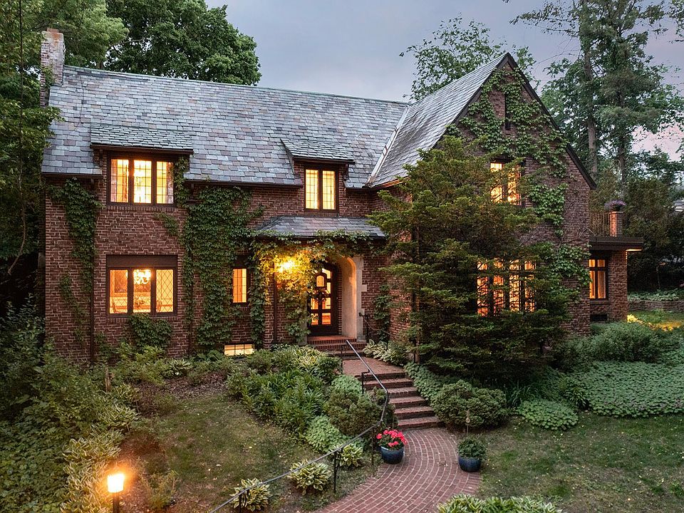 4329 E Lake Harriet Pkwy, Minneapolis, MN 55409 Zillow