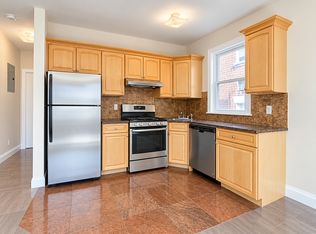 31-22 46th St #1A, Astoria, NY 11103