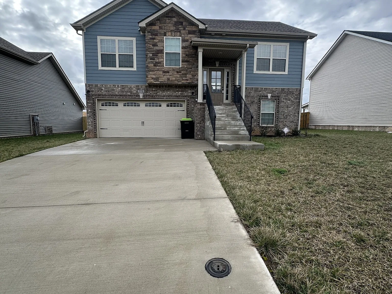 4 bed, 1830 sqft, $2,450 — Photo 1