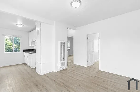 1618 E Vernon Ave #1622-D — Photo 1