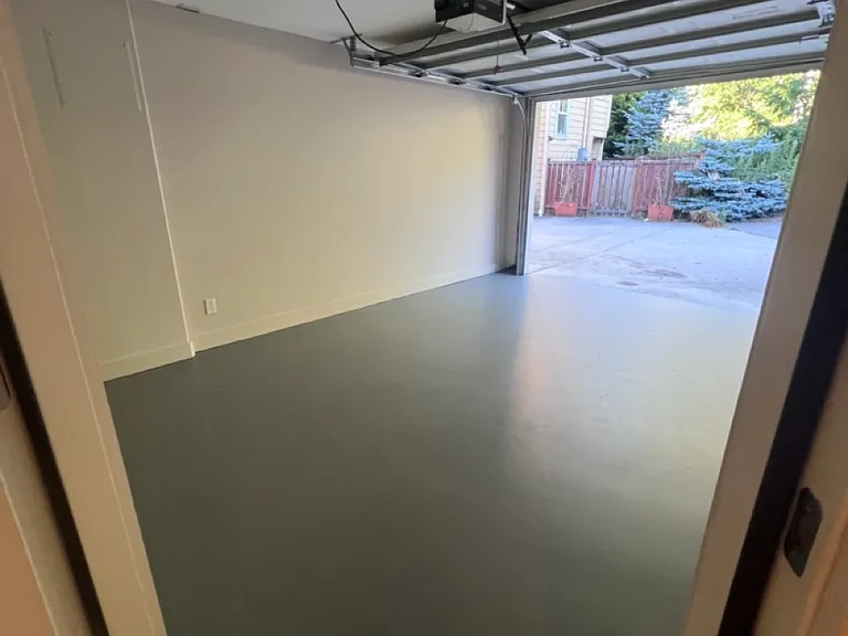 Larger 1-car garage off ground floor