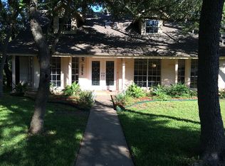 10614 Burr Oak Dr, San Antonio, TX 78230