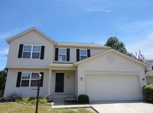 8891 Winthrop Pl, Fishers, IN 46038