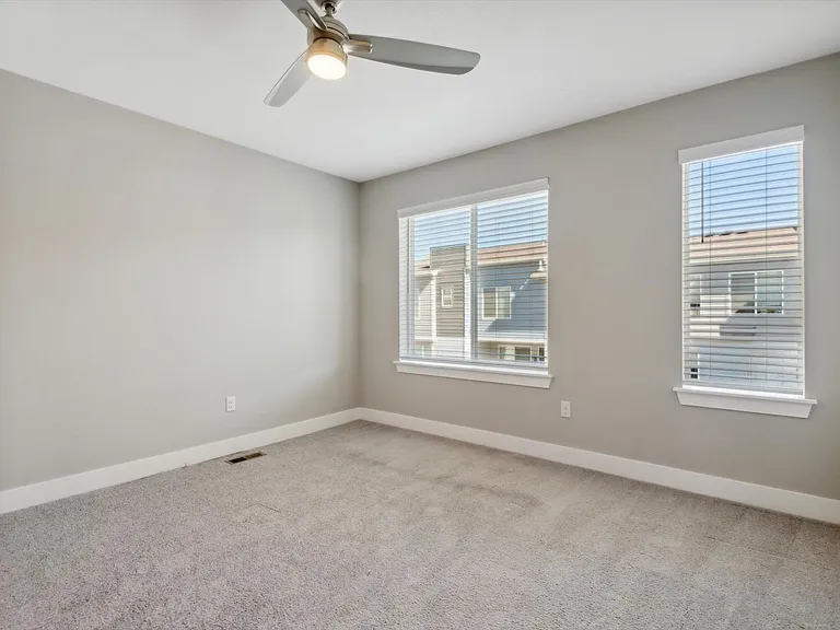 Creekline Townhomes — Photo 48