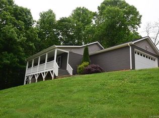 18 Betty Dr, Leicester, NC 28748