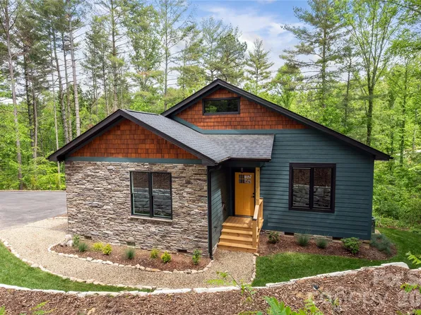 22 Deep Woods Rd, Weaverville, NC 28787
