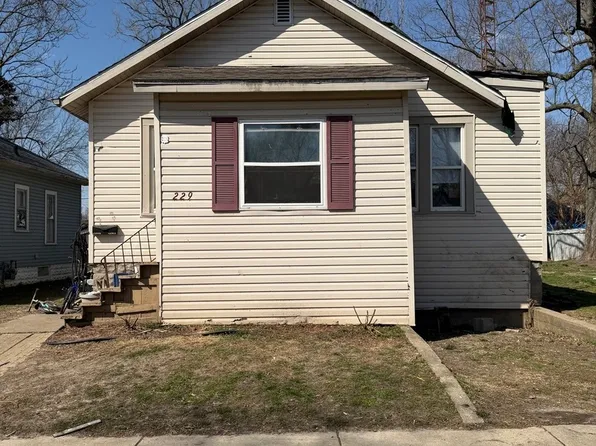 229 N 6th Ave, Kankakee, IL 60901