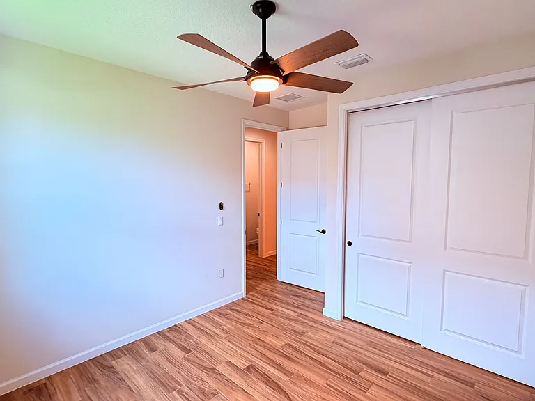 1102 S Victoria Hills Dr S — Photo 28