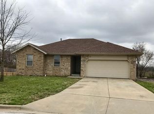 773 S Eric St, Springfield, MO 65802