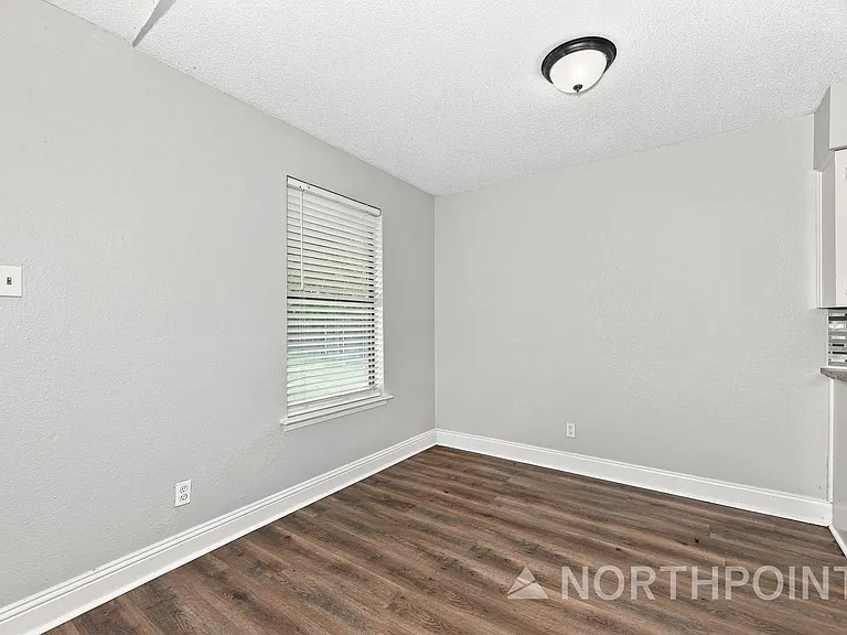 2616 Alamain Dr — Photo 4