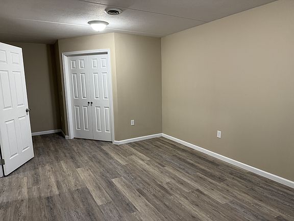 4th image of 522 College Grove Rd
