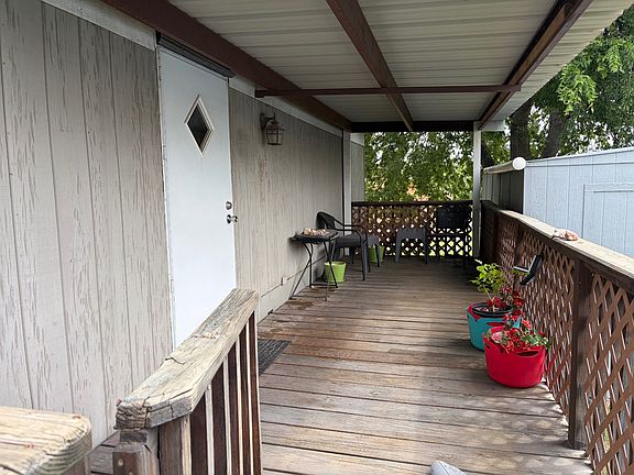 3rd image of 103 Lone Oak Dr