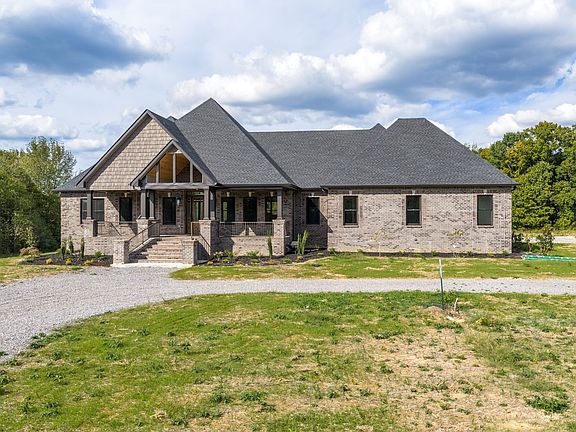 2nd image of 120 Hummingbird Meadows Rd