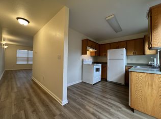 1598 Railroad Dr APT C, McKinleyville, CA 95519