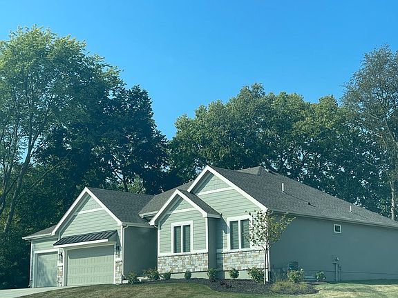 2nd image of 3830 N 124th St