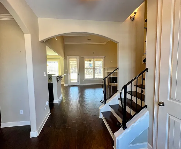 771 Six Oaks Ln — Photo 5
