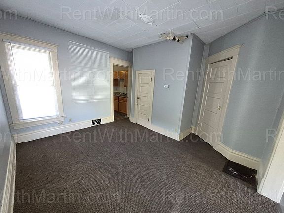 4th image of 910 Mulberry St #2