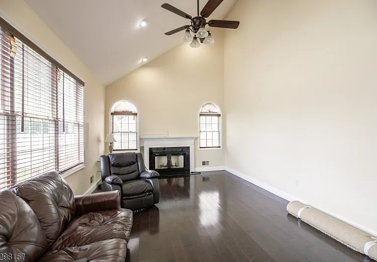 29 Vocisano Ct — Photo 18