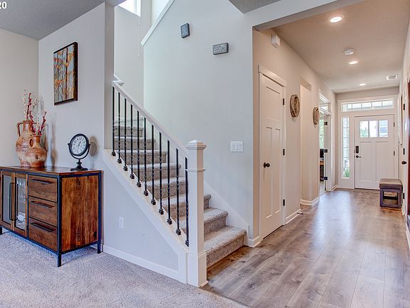 5th image of 30555 NW Eggiman Ct