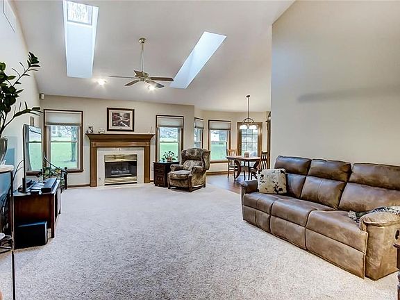 5th image of 3535 Harmeling Dr