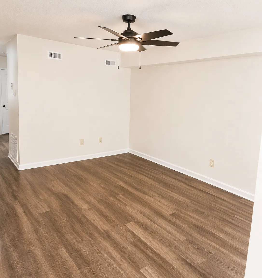 2 bed, 1.5 bath, $1,250 — Photo 3