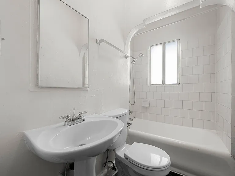 1516 N Normandie Ave — Photo 6